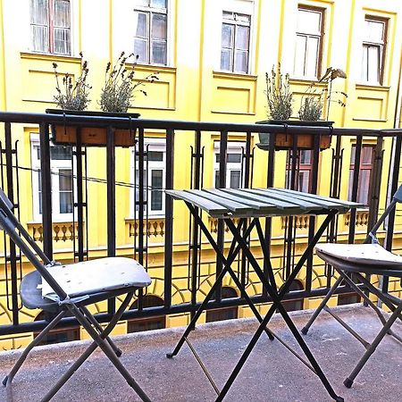 Opera Home Apartment Boedapest Buitenkant foto